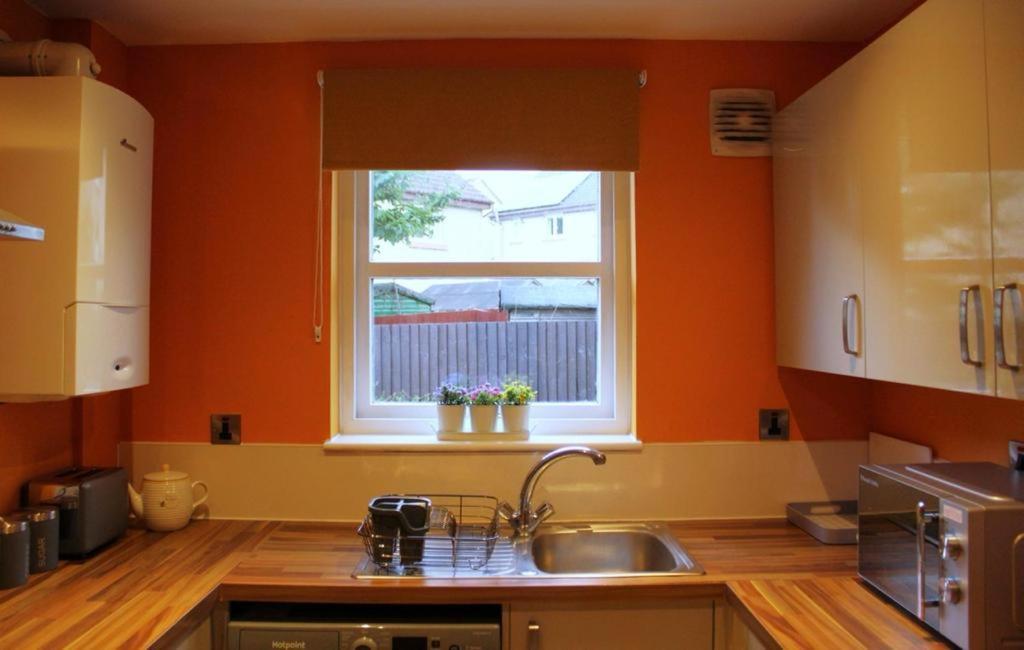 Cheery Craigie Ground Floor Apartment Perth Kültér fotó